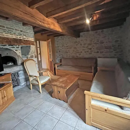 Holiday home Isole Au Calme Avec Cheminee, Grand Jardin Et Chemins Prives - Fr-1-496-100 *